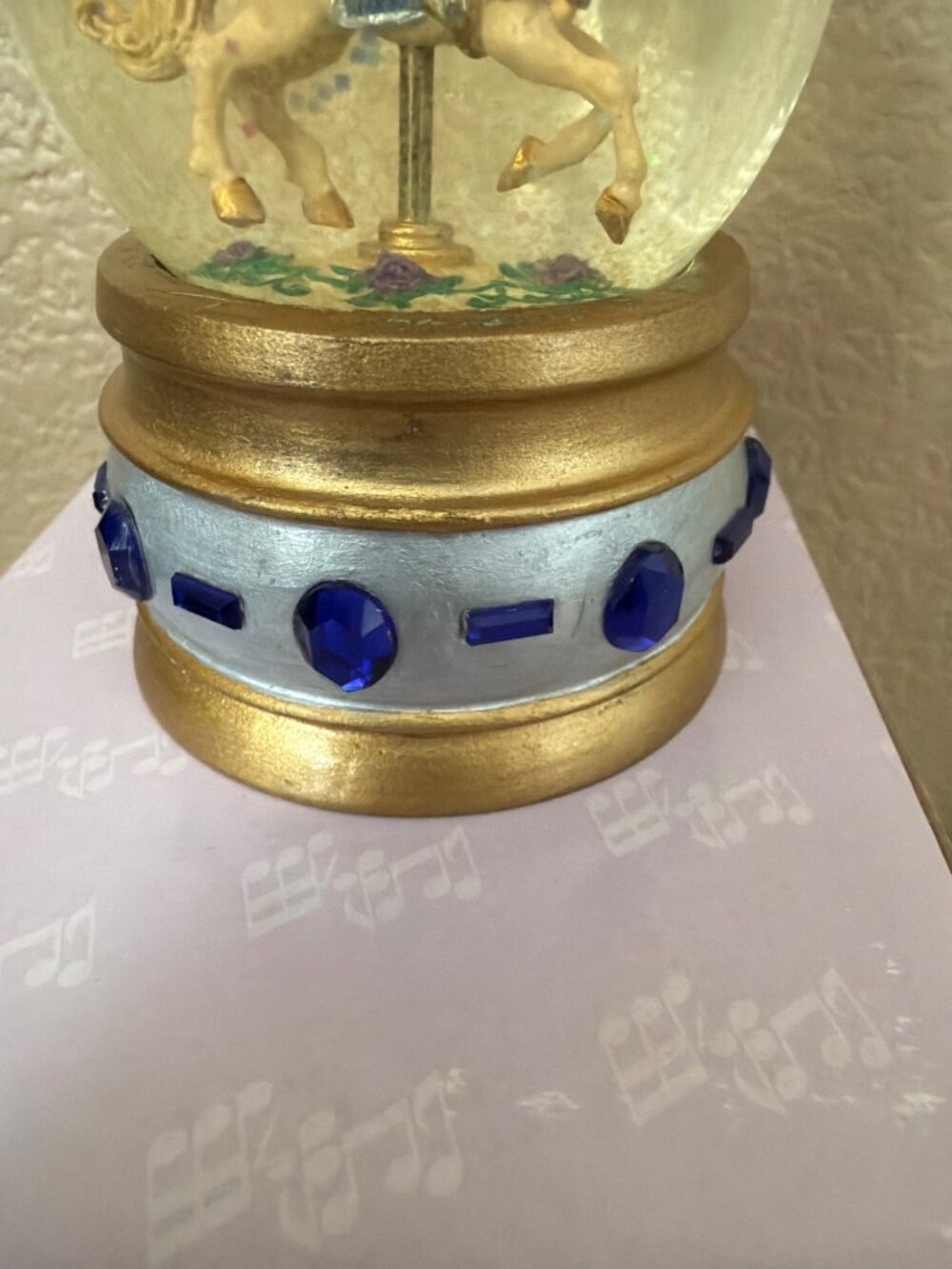San Francisco Music Box Mini Sapphire Carousel Snow Globe Phantom of Opera w/Box - Picture 8 of 14